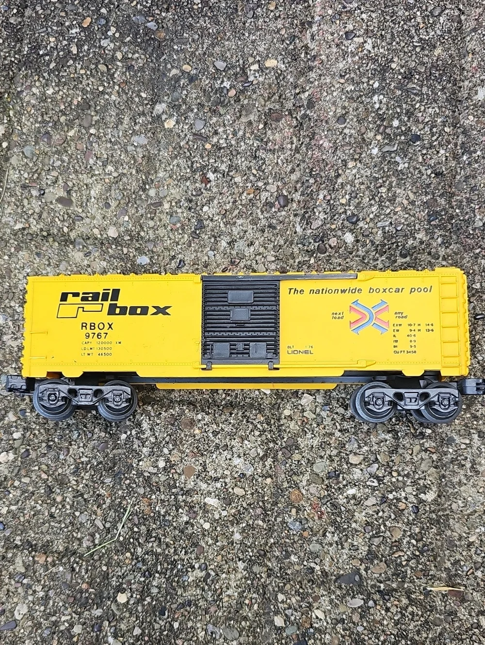 Vintage Lionel Train Rail Box 9767 Yellow Box Car O Gauge Nationwide Boxcar Pool